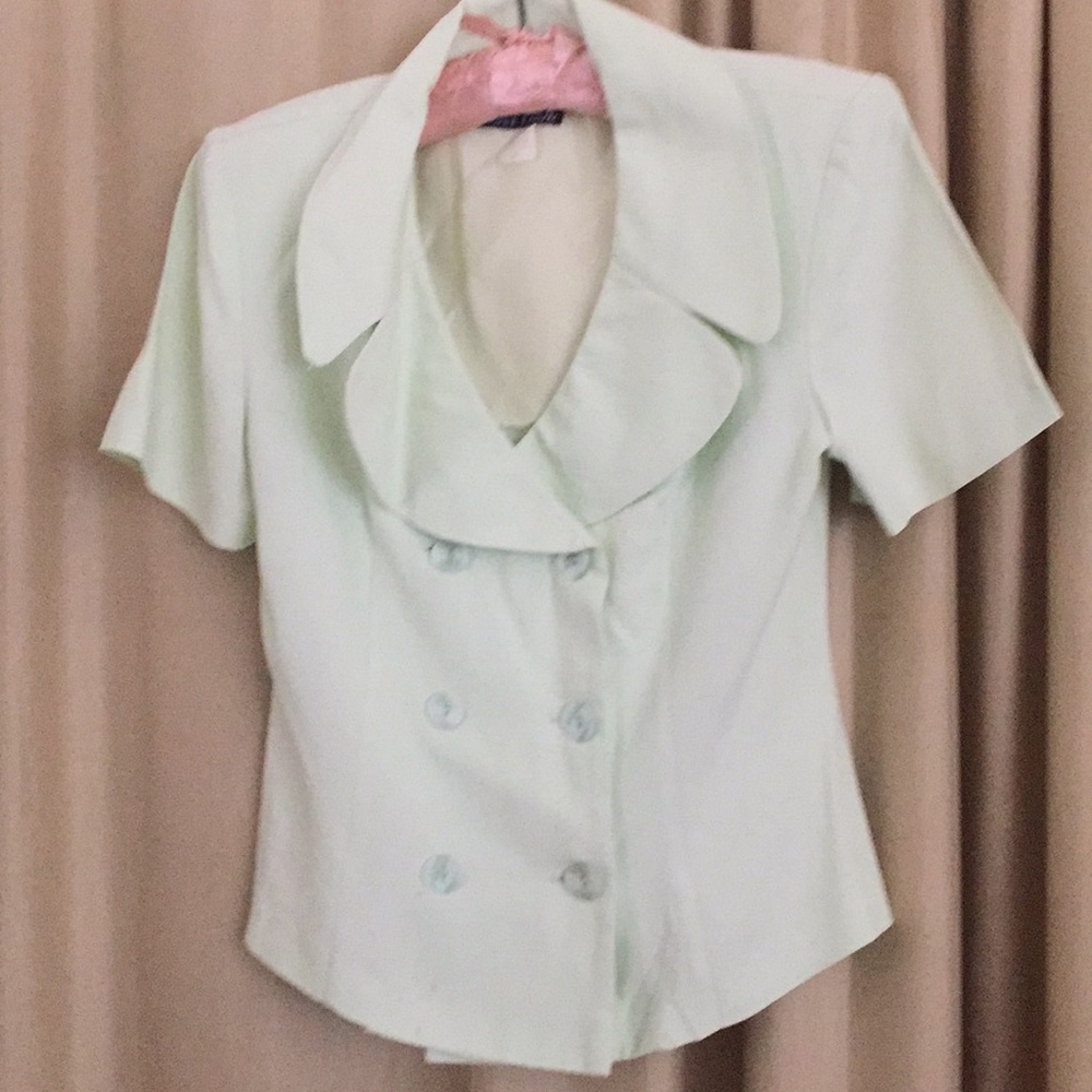 Light weight suit size 3